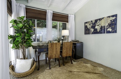 Estate Peterborg Villa | 4BR waterfront - 5 mins from World-famous Magen's Bay!