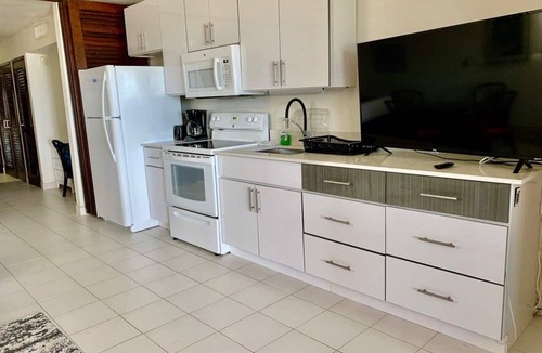 Red Hook Resort | 5⭐️ Luxury Modern Suite on the Sand Washer-Dryer@ Sapphire Beach Resort