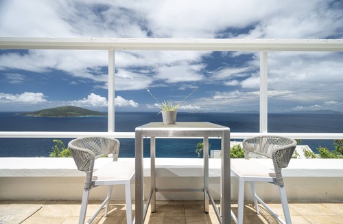 Rosendal Condo | 5 mins to Magen's Bay! Near ferry & restaurants
