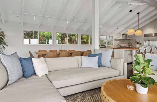 Peterborg House | 5BR Pool Villa by Magens