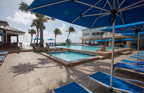 Estate Turner Hole Resort | 827 m² Resort ∙ 127 guests