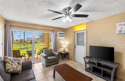 La Grande Princesse Condo | A getaway to a getaway by RedAwning