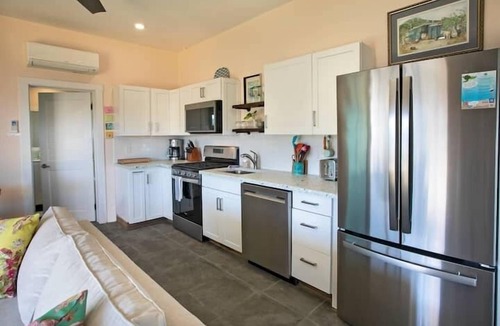 Estate Carolina Apartment | A Love and Beyond | Sunset