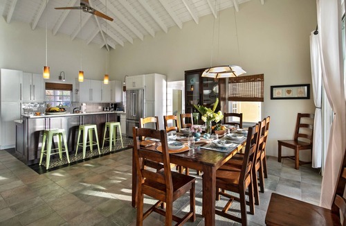 Estate Hard Labor Villa | Ada by the Sea ~ 4 bed/bath, sleeps 8, pool + solar!