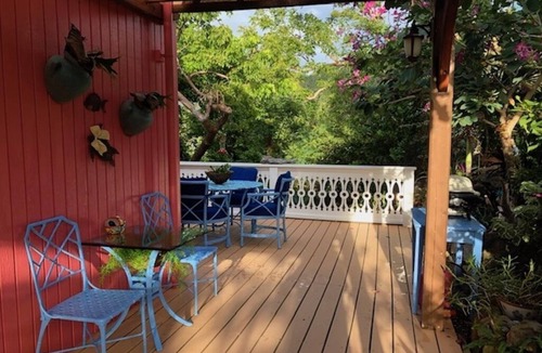 Estate Mandal Cottage | Affordable Coral Bay Sanctuary. Quiet, walk to park beaches, sea & pond views.