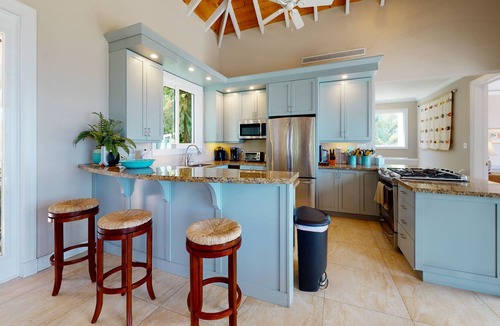 Estate Little Saint Thomas House | Affordable Luxury~ 2 Pristine Beaches ~ Privacy ~ Villa Sea and Sky, Botany Bay