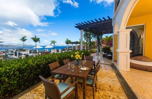 Estate Enighed Villa | Agave, Tesla Backup!