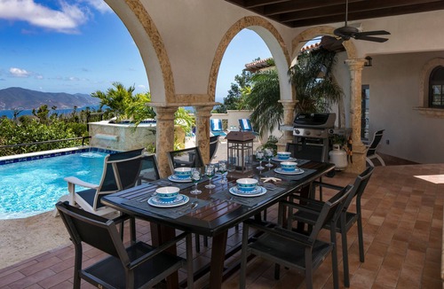 Estate Carolina House | Alta Vista is beautiful w private pool incredible views ACs & backup generator