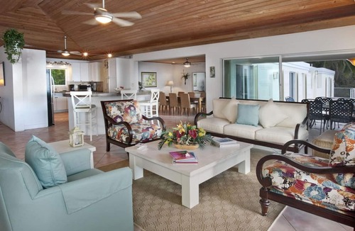 Estate Elizabeth Villa | Amazing harbor views & central, gated location! 5 en-suite baths!