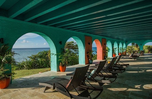 Estate Granard Apartment | Ambrosia Suite at Hummingbird Beach Hideaway