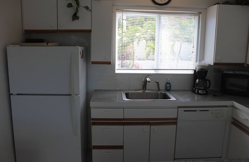 Nazareth Condo | Anchorage Condo, East End - Views, pool, beach, and bliss.