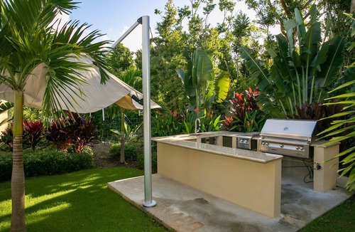 Monte Villa | Ard Na Mara,"high above the sea", perched high above Cruz Bay with sunset views.