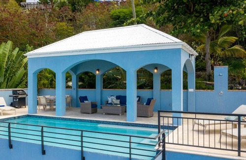 Rendezvous & Ditleff Villa | Ballena Blue: Panoramic Views! New Pool!