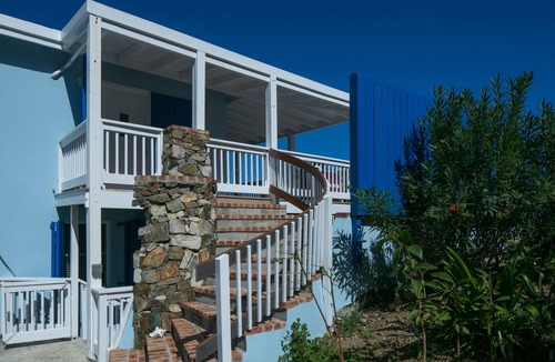 Estate Carolina Villa | Bay House- Great Views, Pool, Walk to Shops and Restaurants