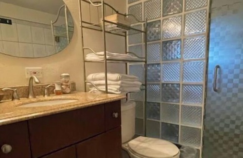 Estate Mount Pleasant West Apartment | “Bayleaf Villa” therapeutic spot nestled on a hillside with amazing views.