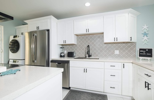 Estate Golden Rock Condo | Beach & Oceanfront, Modern 2BR, King Size Beds/2BA Condo at the Ocean's Edge