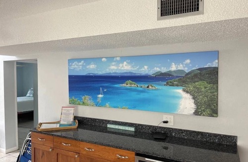 Nazareth Condo | Beachfront-3 Bedroom -Pool-Gym-Walk to Restaurants