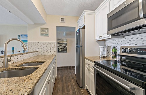 Estate Golden Rock Condo | Beachfront, Oceanfront Beautiful Remodeled condo on Sugar Beach