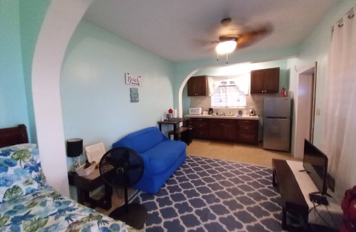 Estate Crown and Hawk Apartment | Beautiful Apartment w- gorgeous expansive views, beautiful fruit trees & gardens
