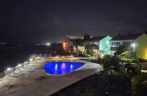 Estate Fangselet Condo | Beautiful Ocean Front Condo- The perfect relaxing getaway! Internet, TV. FLR A/C