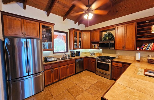 Estate River Villa | Beautiful Tropical Island Villa for big families and groups