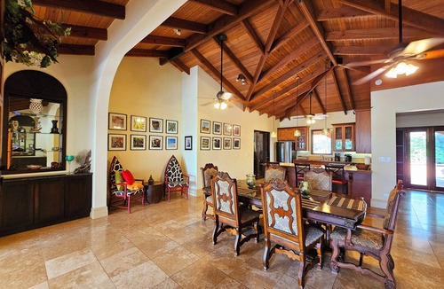 Estate River Villa | Beautiful Tropical Island Villa for big families and groups