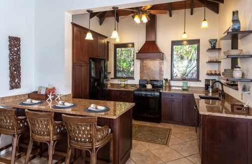 Monte Villa | Beneath the Mango Tree: Private Pool, Prime Location, Stunning Sunsets!