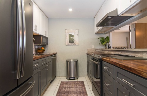 Nazareth Condo | BEST DEAL at the Elysian Beach Resort and 5 stars