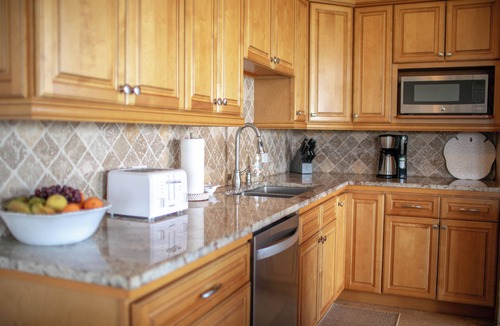 Estate Glucksberg and Grunwald Villa | Big Sky Villa: sunset view; great for large families; pool; back up power