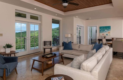 Estate Enighed Villa | Bougainvillea Large 3 Bedroom with Bonus Room