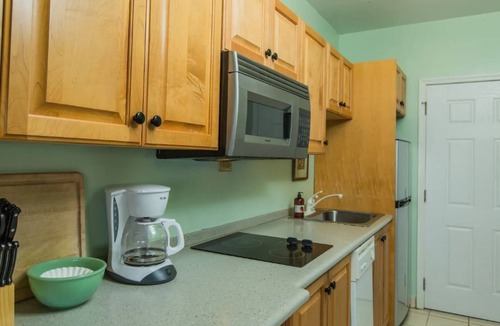 Estate Granard House | Bougainvillea Studio at Hummingbird Beach Hideaway