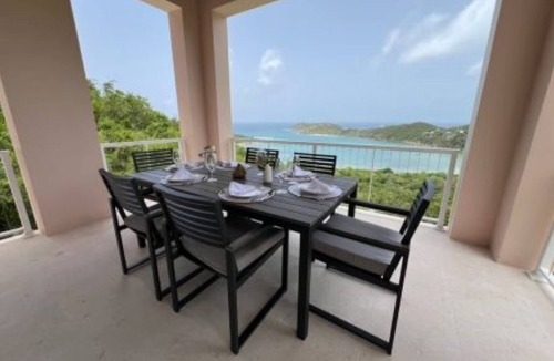 Fish Bay Villa | Brand New! Cocoa Reef. Available for bookings now! Incredible 3BDR luxury villa.