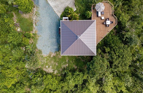 Upper Carolina House | Bright and Modern Villa with Stunning Views of North Shore and Coral Bay