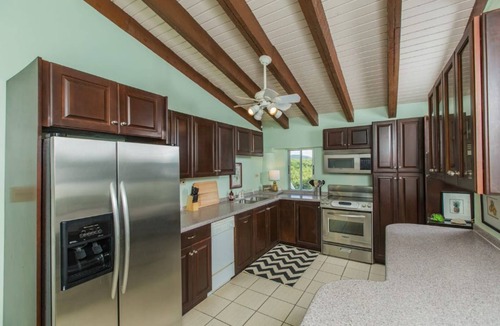 Estate Granard Apartment | Cactus Flower Suite at Hummingbird Beach Hideaway