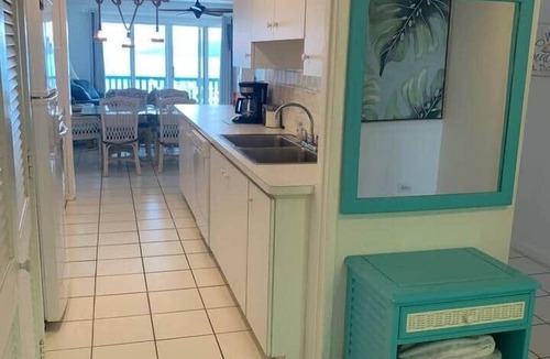 Nazareth Apartment | Caitlin's Island Breeze