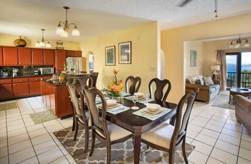 Caret Bay House | Calm, Peaceful and Relaxing. Work Remotely with fast WiFi . Stand-by Generator.