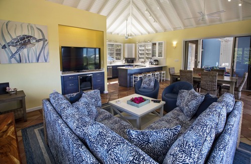 Estate Frenchman Bay Villa | CalypsoBlu: Updated 3 bedroom villa - pool, near beach with ocean view.