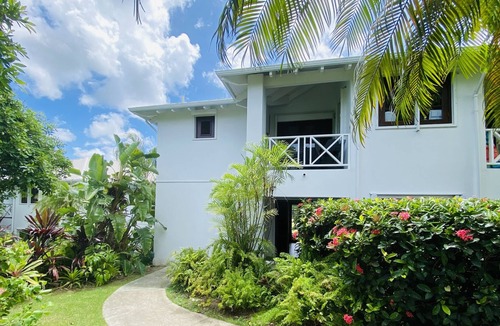 Estate Fountain Condo | Carambola golf course villa - 10 minutes to north shore beaches