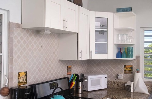Estate La Grange Apartment | Carmen's Rest- Breezy.No Sargassum "seaweed" here. Minutes from the beach