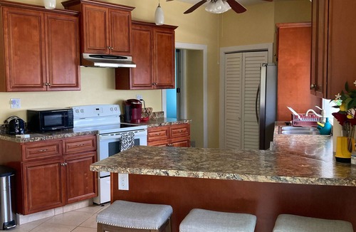 Estate Solberg House | Casa Cielo Guest Suite
