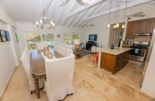 Fish Bay Villa | Casa Del Palmas ~ Solar, full AC, pool + ocean view