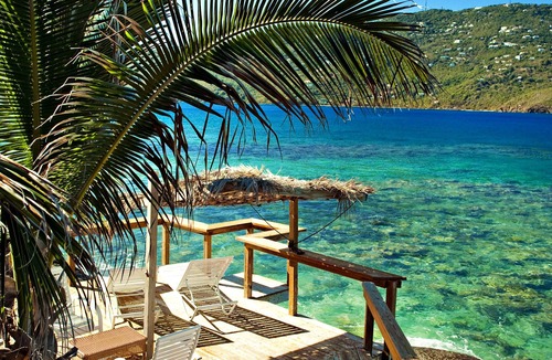 Peterborg Villa | Casa Jo Mama so private clothing is optional!