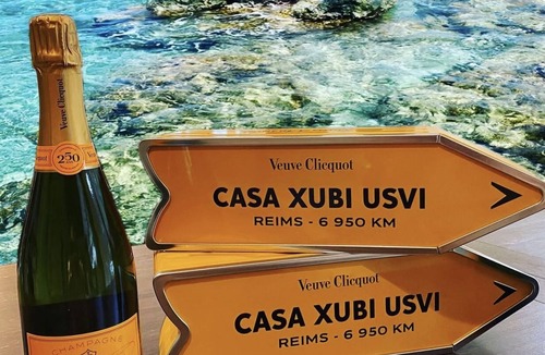 Monte House | Casa Xubi -Gorgeous contemporary house, 270 degrees of water views private beach