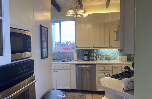 Estate Tabor and Harmony House | Celebrate time with friends & family! Private pool, float and take in the view!