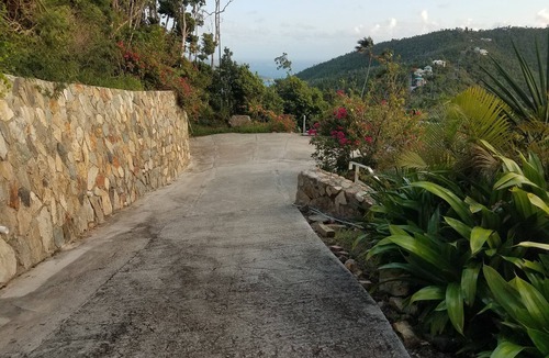 Maho Bay Quarter Villa | Central: close to public transpertation beaches and trails of the National Park