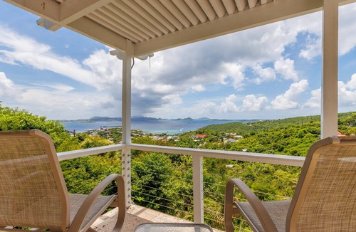 Estate Enighed Villa | Charming 2 Bed 2 Bath Private Villa with Infinity Pool