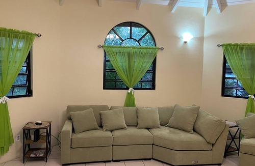 Altona House | Charming 4 Bed/2 Bath House in Charlotte Amalie