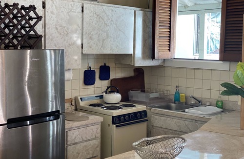 Estate East Street Apartment | Close to Everything in the heart of Christiansted!