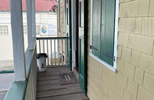 Estate East Street Apartment | Close to Everything in the heart of Christiansted!