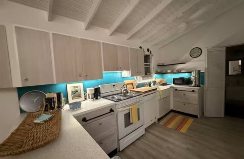 Estate Neltjeberg Cottage | Coastal Caribbean Cottage